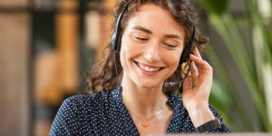 Como motivar agentes de atendimento ao cliente? Descubra!