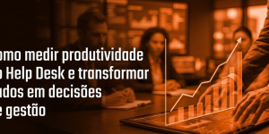 Medir produtividade no Help Desk é mais difícil do que parece, porque a maioria dos números disponíveis mede atividade, e não resultado. Um técnico que fecha 40 chamados por dia pode estar resolvendo problemas superficialmente, enquanto outro que fecha 15 entrega soluções definitivas que não voltam como retrabalho. Olhar apenas para o volume, portanto, conta uma história incompleta sobre o que a equipe realmente entrega. O desafio está em escolher os indicadores certos, aqueles que refletem tanto a eficiência do processo quanto a qualidade do atendimento. Quando esses dois eixos estão cobertos, o gestor passa a ter uma visão real da operação, e não apenas uma contagem de tickets fechados por semana. Quais indicadores realmente medem produtividade no Help Desk Antes de configurar qualquer dashboard, vale entender quais métricas têm capacidade de gerar decisões e quais apenas geram relatório. Medir produtividade no Help Desk com os indicadores errados é tão problemático quanto não medir, pois o gestor passa a otimizar o que está sendo medido, mesmo que não seja o que importa. Os indicadores mais relevantes para uma visão completa da produtividade combinam velocidade, qualidade e capacidade. Velocidade sem qualidade gera reabertura; qualidade sem velocidade estoura SLA; e os dois sem visibilidade de capacidade levam ao burnout silencioso de parte da equipe enquanto outra fica ociosa. Nesse sentido, os três eixos precisam ser monitorados juntos para que a análise faça sentido. Tempo médio de resolução por categoria O tempo médio de resolução é um dos indicadores mais diretos de produtividade, mas só é útil quando segmentado por categoria de chamado. Um tempo médio geral alto pode esconder que a equipe resolve chamados simples rapidamente, mas trava em um tipo específico de problema que ninguém mapeou como gargalo. Quando o sistema de Help Desk registra o tempo de resolução por categoria, o gestor consegue identificar exatamente onde o processo precisa de ajuste, seja por falta de capacitação técnica, por dependência de um fornecedor externo ou por prazo de SLA mal calibrado desde o início. Taxa de resolução no primeiro atendimento A taxa de resolução no primeiro atendimento, conhecida como FCR, mede a porcentagem de chamados resolvidos sem precisar de reabertura ou de um segundo contato do usuário. Uma FCR alta indica que os técnicos estão diagnosticando e resolvendo o problema de forma completa na primeira vez, o que reduz o volume total de chamados e melhora a satisfação dos usuários. Quando a FCR está baixa, o problema raramente é de esforço da equipe, mas de falta de acesso a informações no momento do atendimento. A base de conhecimento integrada ao sistema de chamados resolve exatamente isso: o técnico consulta soluções documentadas sem sair do ambiente de atendimento, o que reduz o tempo de diagnóstico e aumenta a precisão da resolução. Distribuição de chamados por técnico A distribuição de chamados por técnico é o indicador que revela desequilíbrios na capacidade da equipe antes que eles virem problema. Quando um técnico acumula consistentemente mais chamados do que os outros, o risco de atraso e queda na qualidade aumenta, independentemente da competência individual. O Milldesk disponibiliza essa visão em dashboards em tempo real, o que permite ao gestor redistribuir chamados de forma proativa, e não apenas depois que o prazo estourou. Combinado com o controle de SLA, esse indicador fornece uma base sólida para decisões de dimensionamento de equipe com dados concretos. O que os números não contam sobre produtividade Indicadores quantitativos medem bem o que é fácil de contar, mas deixam de fora aspectos que impactam diretamente a sustentabilidade da operação. A pesquisa de satisfação do usuário é o complemento necessário para qualquer análise de produtividade, pois fecha o ciclo entre o que a equipe entregou e o que o usuário percebeu. Um chamado resolvido dentro do prazo com um usuário insatisfeito ao final indica que o processo funcionou tecnicamente, mas falhou na experiência. Quando esses casos se acumulam, o problema costuma estar na comunicação durante o atendimento ou na qualidade da solução entregue, e não no tempo de resolução. Por isso, cruzar os dados quantitativos com o índice de satisfação é o que permite ao gestor enxergar a operação de forma completa. Como usar os dados de produtividade para melhorar o processo Medir sem agir é o erro mais comum de equipes que investem em relatórios mas não mudam nada depois de lê-los. Os dados de produtividade só geram valor quando alimentam decisões concretas: ajustar prazos de SLA, realocar técnicos, identificar gaps de capacitação ou documentar soluções recorrentes na base de conhecimento. O ciclo mais eficiente começa com a medição, passa pela análise de padrões e chega à ação sobre a causa raiz, e não sobre o sintoma. Quando um tipo de chamado aparece repetidamente com tempo de resolução alto, a resposta não é cobrar mais velocidade da equipe, mas investigar por que aquele problema demora e resolver a origem. O workflow automatizado do Milldesk facilita essa análise ao registrar cada etapa do atendimento, tornando visível onde o chamado passou mais tempo parado. Produtividade no Help Desk que o negócio consegue enxergar Equipes que medem produtividade com os indicadores certos chegam a um ponto em que conseguem apresentar o valor do suporte em termos que o restante da empresa entende. SLA cumprido, FCR alta e tempo de resolução estável são números que qualquer gestor de negócio consegue interpretar, e é com esses dados que o time de TI deixa de ser visto como custo e passa a ser reconhecido como área que sustenta a operação. O Milldesk oferece toda a infraestrutura para chegar a esse ponto: mais de 200 relatórios prontos, dashboards em tempo real segmentados por técnico, categoria e departamento, pesquisa de satisfação integrada ao fluxo de atendimento e base de conhecimento que alimenta a FCR da equipe, com cobrança em reais e suporte humanizado em português. Relatórios de produtividade por técnico, categoria e período sem exportação manual Dashboard em tempo real com visão de distribuição de chamados e capacidade da equipe Pesquisa de satisfação automatizada ao encerramento de cada chamado Base de conhecimento integrada para aumentar a taxa de resolução no primeiro atendimento Histórico completo de cada chamado para análise de causa raiz e melhoria contínua Teste o Milldesk gratuitamente por 7 dias e comece a medir o que realmente importa. Metadescrição: Saiba como medir produtividade no Help Desk com os indicadores certos e transformar dados em decisões reais de gestão.